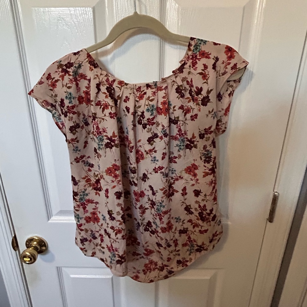 Lauren Conrad floral blouse - Picture 2 of 3